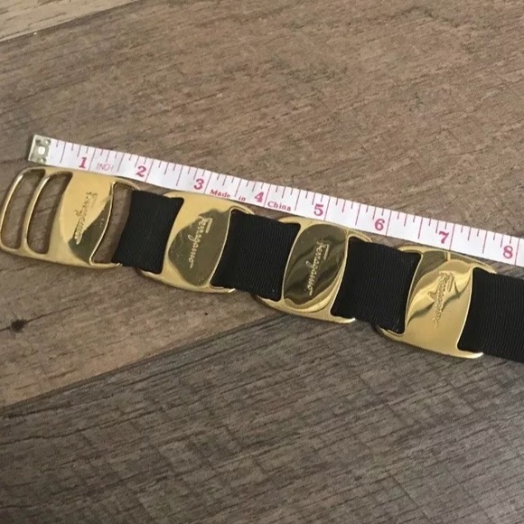 🔴sold🔴 Salvatore Ferragamo Black and Gold Belt - Picture 5 of 8